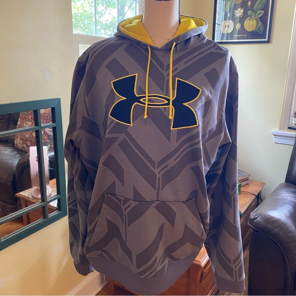 Under Armour Mens XL Hoodie Sweatshirt
Gray/Yellow Loose Workout Active